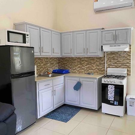 Cozy Studio Apartment In Quiet Neighborhood! Филипсбург Екстериор снимка
